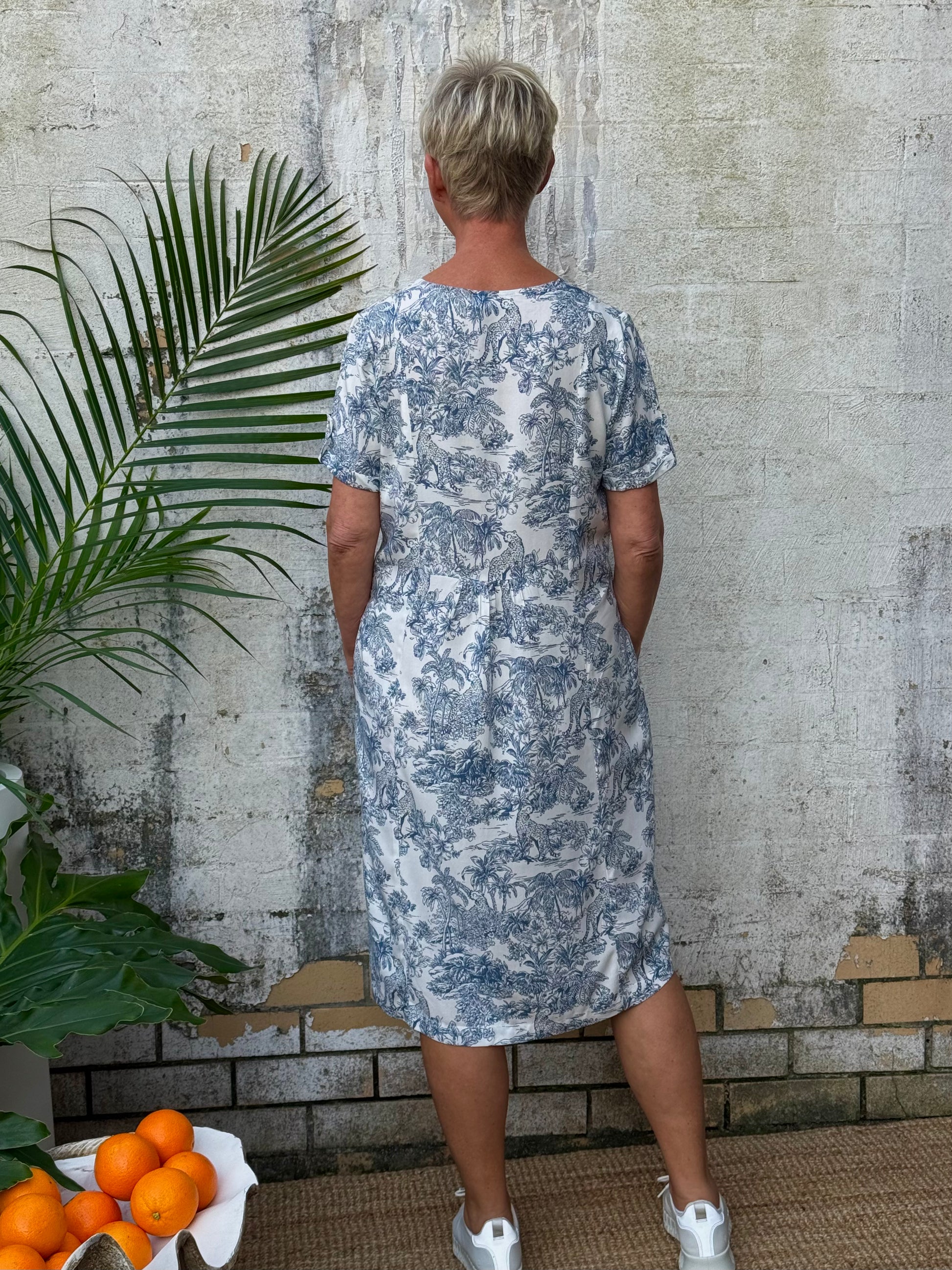 Mary Jungle Grey
