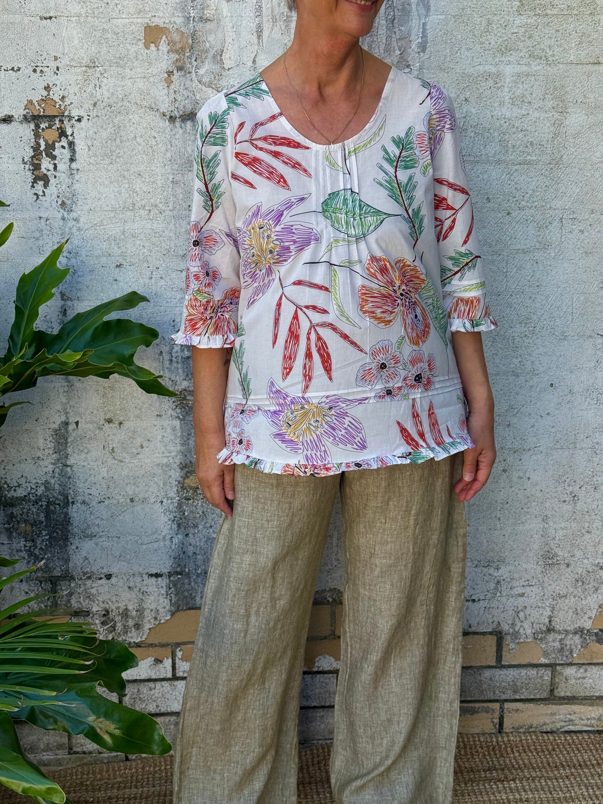Eva Crayon Bloom White