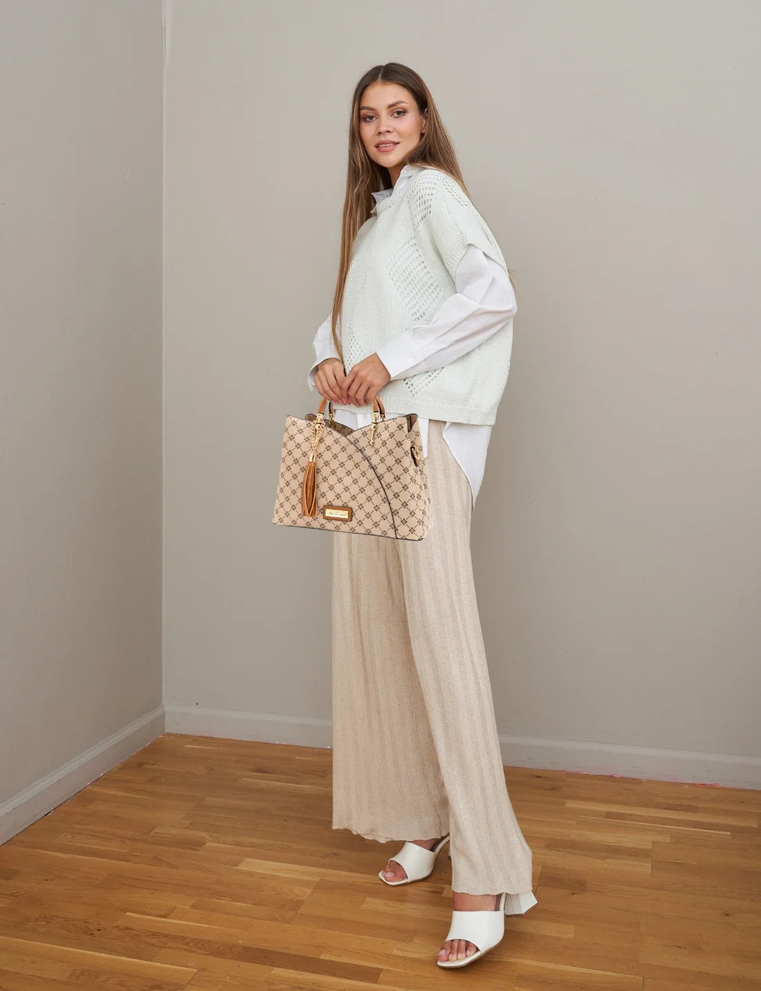 Tara Beige