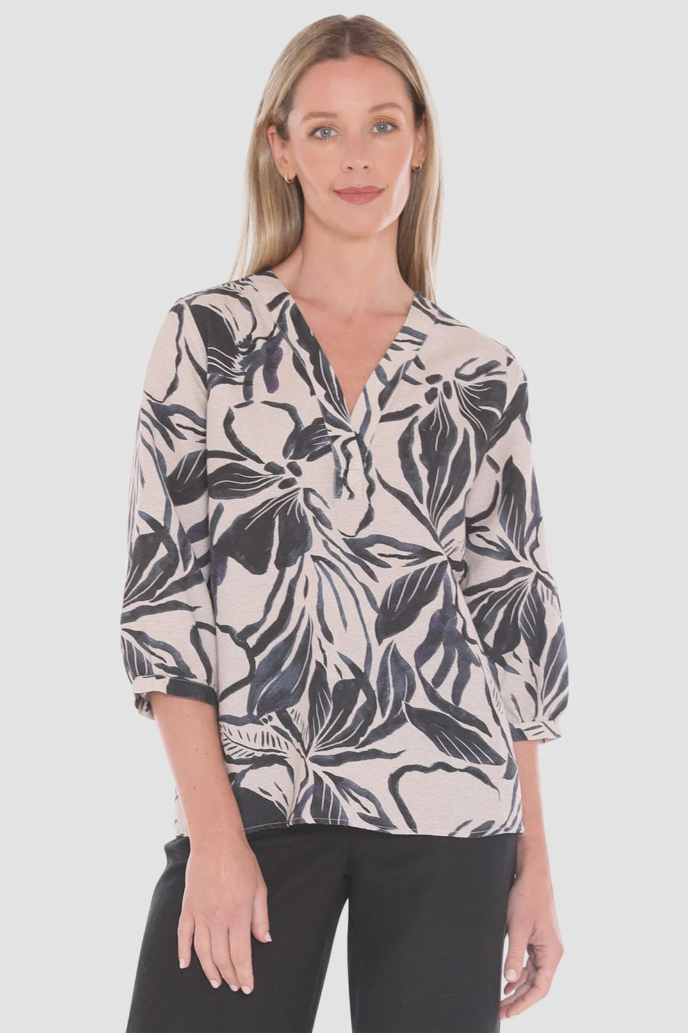 Mono Bloom Top
